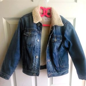 Old Navy Sherpa Lined Denim Jacket Boys (6/7)